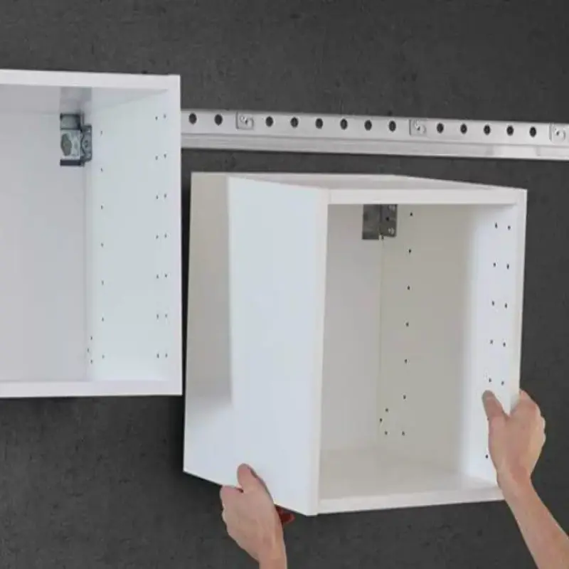 Шина  для вушок регульованих 2м.п. — Meblibud