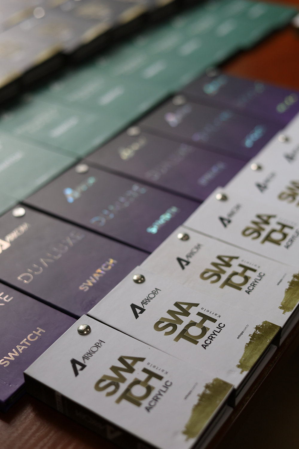 Презентация новых декоров ЛДСП Swisspan In Home и панелей Arkopa прошла успешно